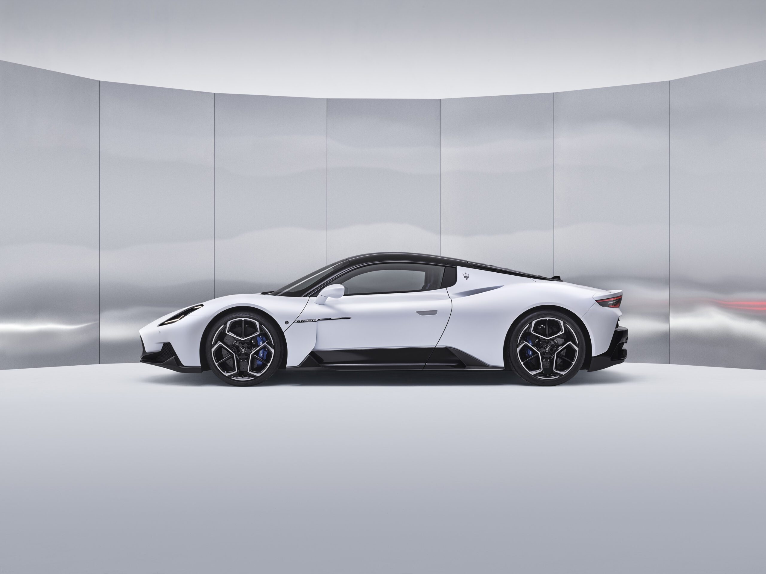 De Maserati MC20 vind je bij Louwman Exclusive