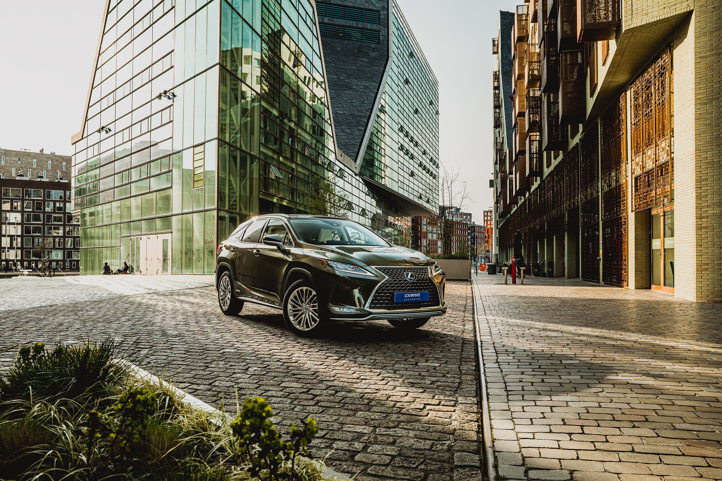 Lexus RX | Radiating Luxury | Ervaar het zelf bij Louwman Exclusive