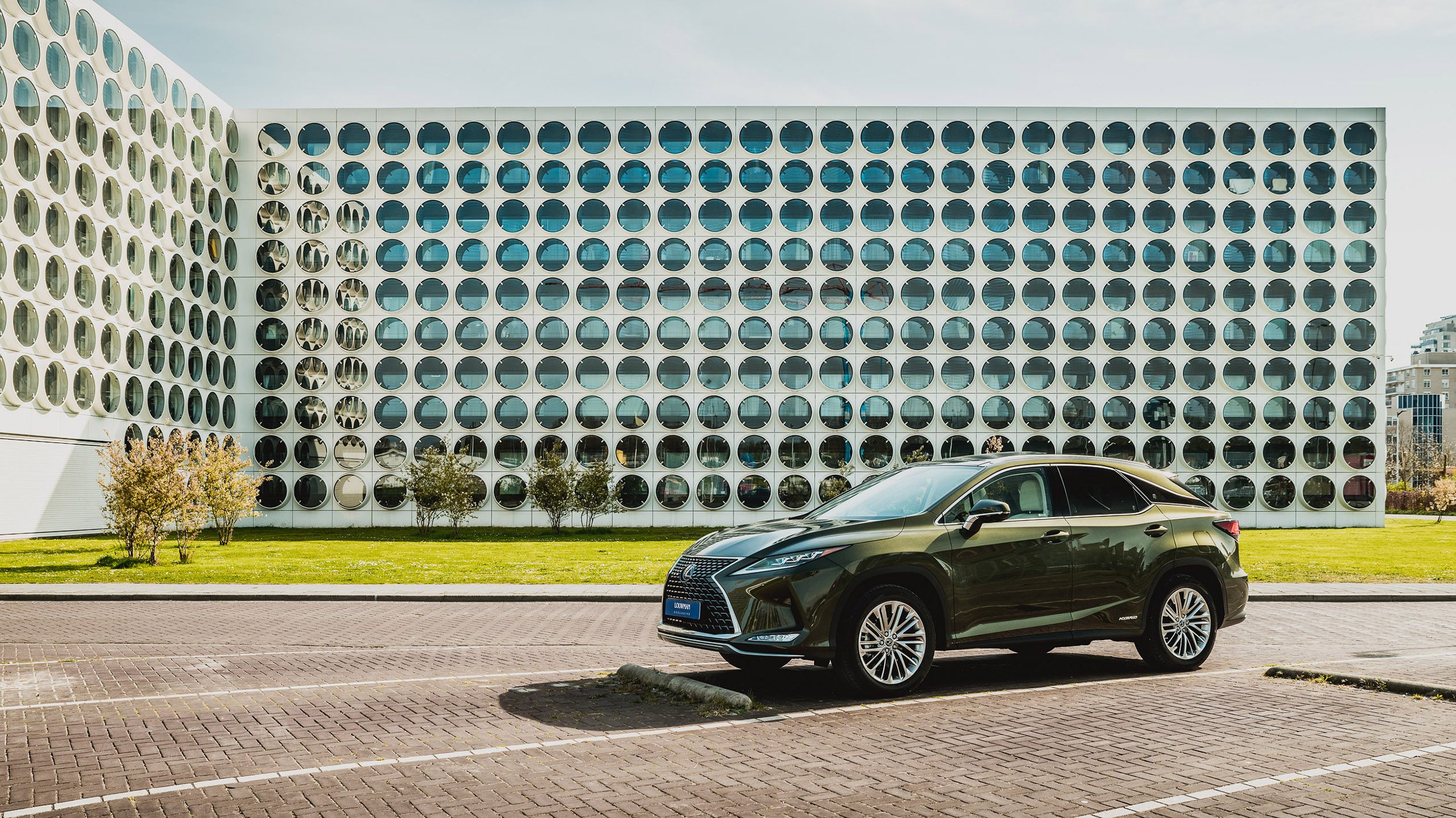 Lexus RX | Radiating Luxury | Ervaar het zelf bij Louwman Exclusive
