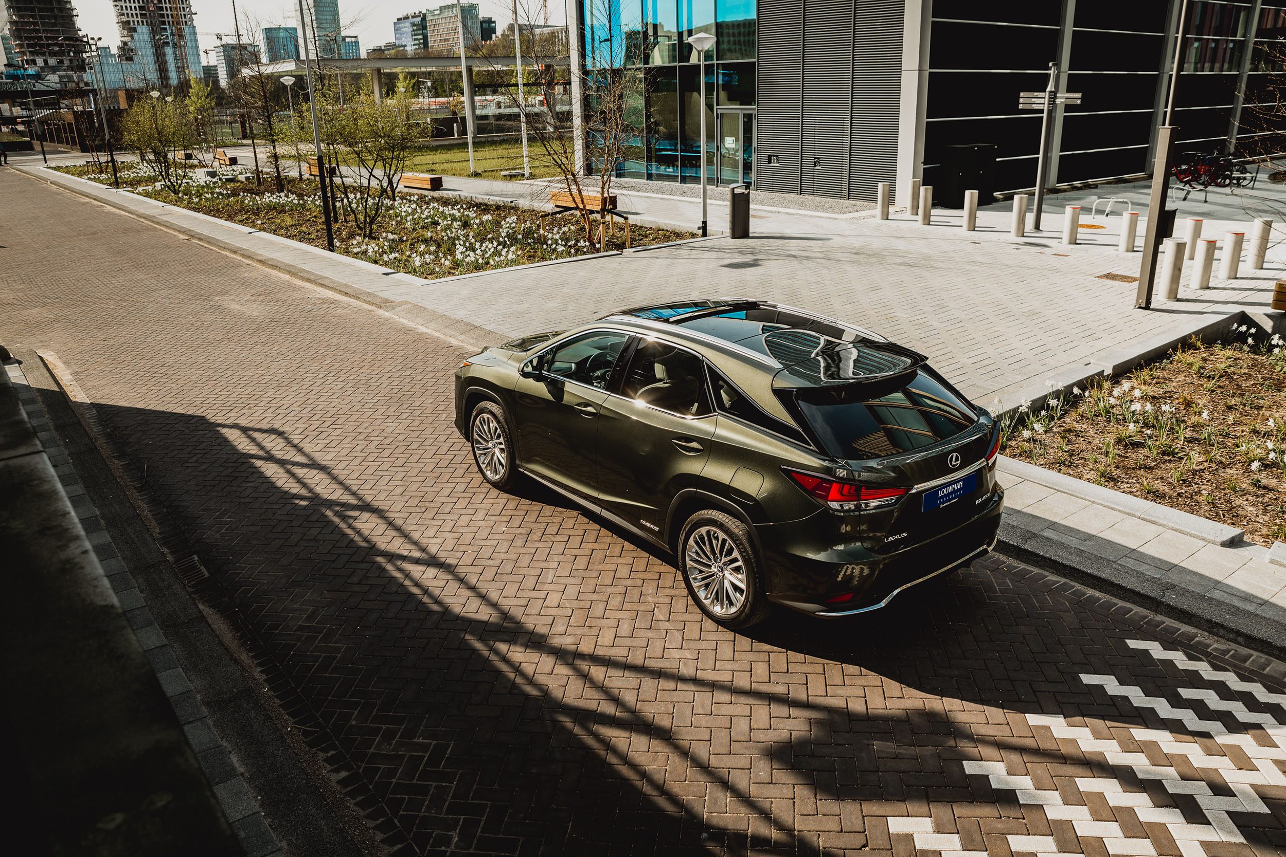 Lexus RX | Radiating Luxury | Ervaar het zelf bij Louwman Exclusive