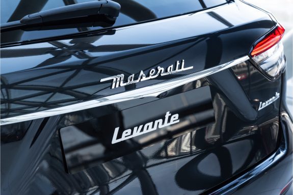 Maserati Levante 3.0 V6 S AWD GranSport | MY21 | Sunroof | MaseratiConnect | – Foto 19