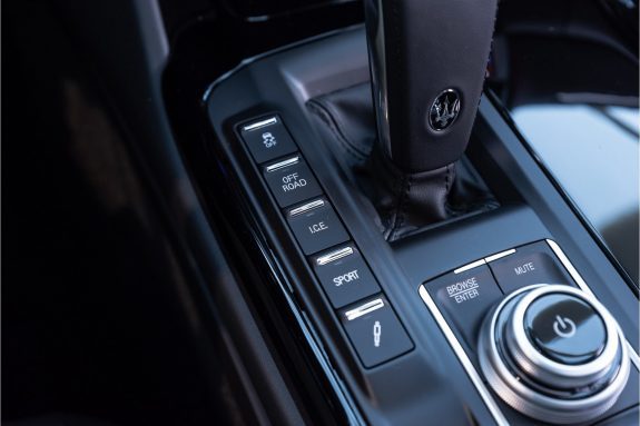 Maserati Levante 3.0 V6 S AWD GranSport | MY21 | Sunroof | MaseratiConnect | – Foto 35