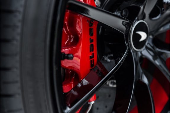 McLaren 720S Spider 4.0 V8 Luxury | CF int. 2 | Leather | Apex Red Accents | – Foto 18
