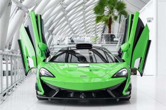 McLaren 620R 3.8 V8 | 1/225 | R-Pack | Roofscoop | Carbonroof | – Foto 8