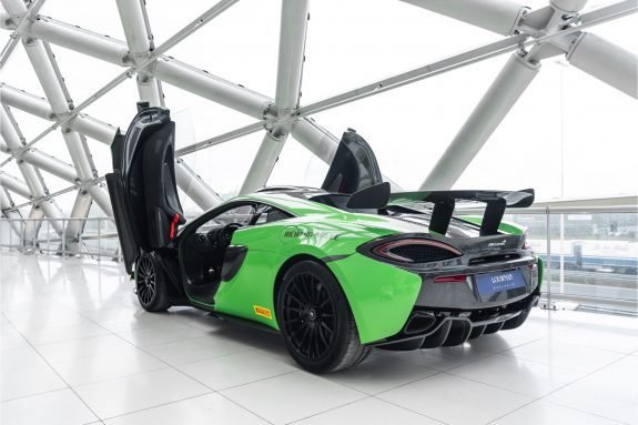 McLaren 620R 3.8 V8 | 1/225 | R-Pack | Roofscoop | Carbonroof | – Foto 5