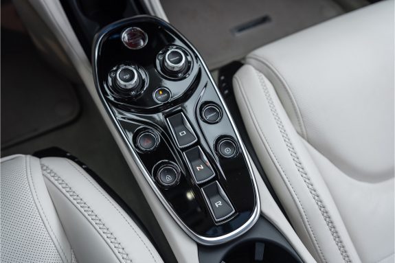 McLaren GT 4.0 V8 | Porceline Int. | Electr. chromic Roof | – Foto 38