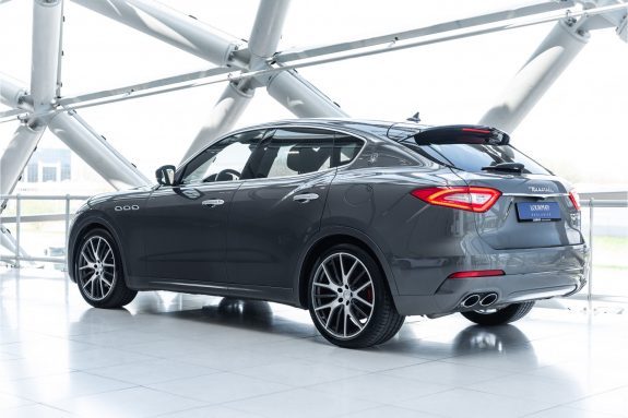 Maserati Levante 3.0 V6 D AWD | Louwman Exclusive geleverd | Sunroof | Harman Kardon | 21” Wheels – Foto 11