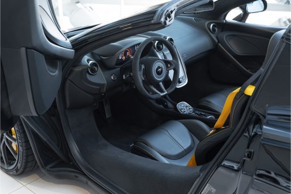McLaren 570S Spider 3.8 V8 | Noselift | Speed Yellow Accents | – Foto 3
