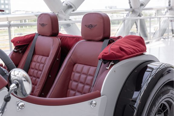Morgan Plus Four | Two Tone | Bespoke | Manual – Foto 23