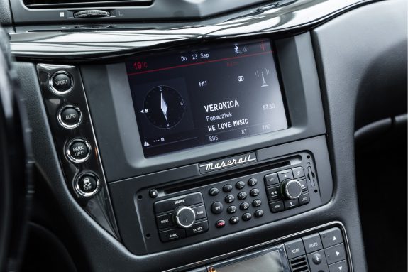 Maserati GranTurismo 4.7 Sport | BOSE | F1 | Grigio Alfieri | Comfort Seats | – Foto 14