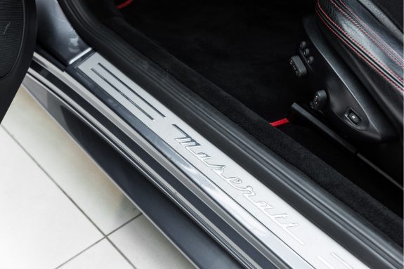 Maserati GranTurismo 4.7 Sport | BOSE | F1 | Grigio Alfieri | Comfort Seats | – Foto 30