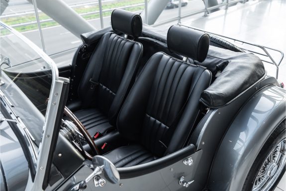 Morgan Roadster 3.0 V6 | Custom dashboard | – Foto 4