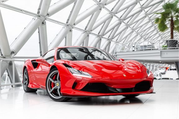 Ferrari F8 Tributo 3.9 V8 HELE | Carbon | Pass Display | Daytona Seats |