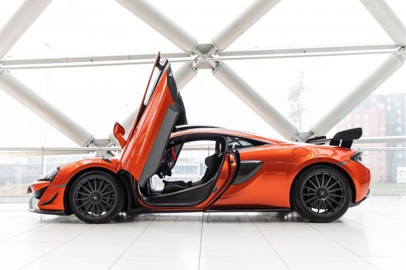 McLaren 620R 3.8 V8 | 1/225 | #063 | R-Pack | Motorsport Suspension | – Foto 7