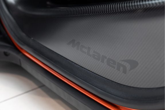 McLaren 620R 3.8 V8 | 1/225 | #063 | R-Pack | Motorsport Suspension | – Foto 32