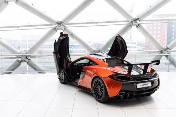 McLaren 620R 3.8 V8 | 1/225 | #063 | R-Pack | Motorsport Suspension | – Foto 47