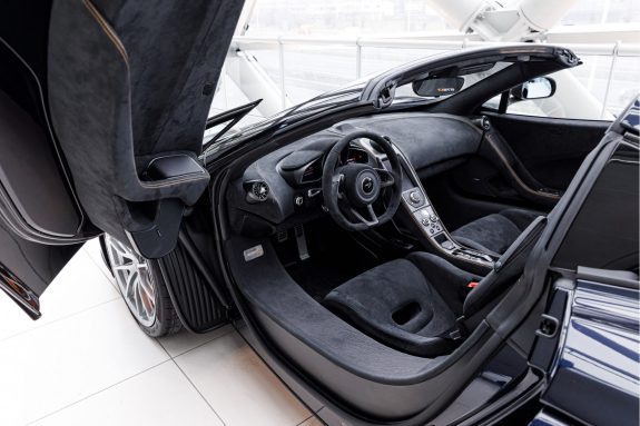 McLaren 675LT 3.8 Spider | 1/500 | 1st Owner | McLaren Orange Details | – Foto 3
