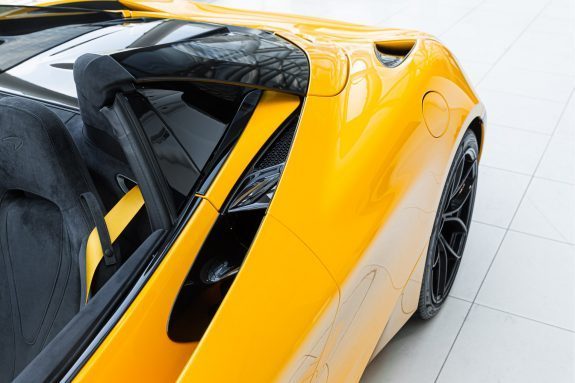 McLaren 720S Spider 4.0 V8 | Volcano Yellow | MSO Black Pack | Electrochromic Roof | – Foto 37