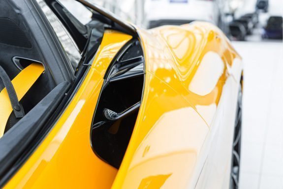 McLaren 720S Spider 4.0 V8 | Volcano Yellow | MSO Black Pack | Electrochromic Roof | – Foto 43