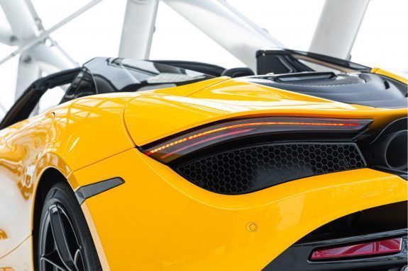 McLaren 720S Spider 4.0 V8 | Volcano Yellow | MSO Black Pack | Electrochromic Roof | – Foto 47