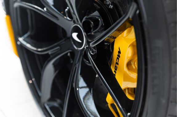 McLaren 720S Spider 4.0 V8 | Volcano Yellow | MSO Black Pack | Electrochromic Roof | – Foto 48