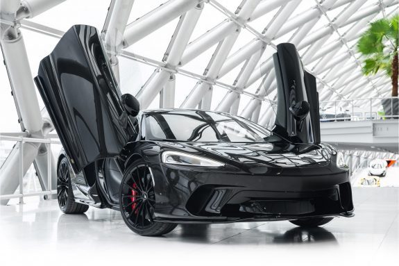McLaren GT 4.0 V8 | Full Black | Ceramic Brakes | Electrochromic Roof | – Foto 4