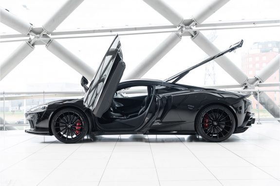 McLaren GT 4.0 V8 | Full Black | Ceramic Brakes | Electrochromic Roof | – Foto 9