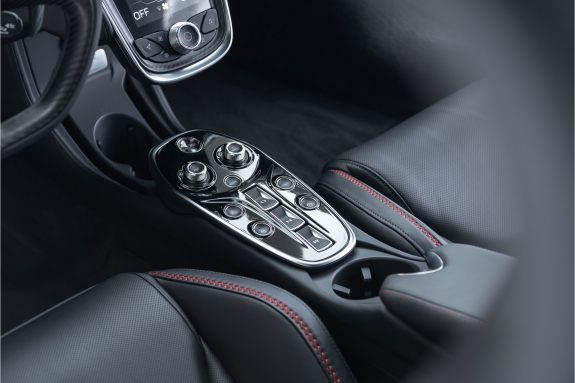 McLaren GT 4.0 V8 | Full Black | Ceramic Brakes | Electrochromic Roof | – Foto 16