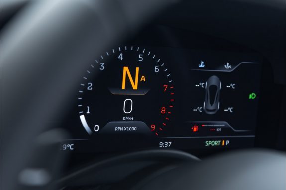 McLaren GT 4.0 V8 | Full Black | Ceramic Brakes | Electrochromic Roof | – Foto 26