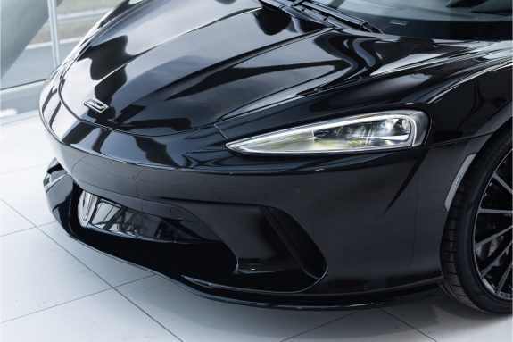 McLaren GT 4.0 V8 | Full Black | Ceramic Brakes | Electrochromic Roof | – Foto 33