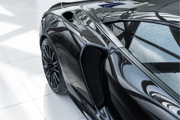 McLaren GT 4.0 V8 | Full Black | Ceramic Brakes | Electrochromic Roof | – Foto 47