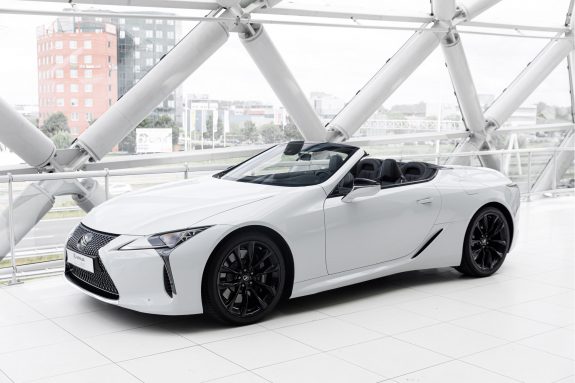 Lexus LC Convertible 500 | 5.0L V8 464PK | Mark Levinson | – Foto 7