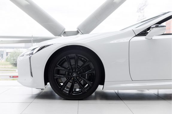 Lexus LC Convertible 500 | 5.0L V8 464PK | Mark Levinson | – Foto 11