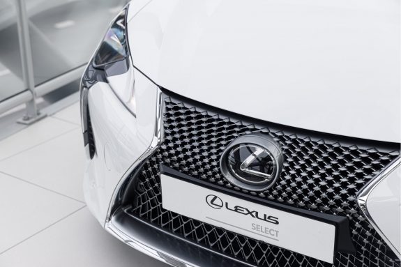 Lexus LC Convertible 500 | 5.0L V8 464PK | Mark Levinson | – Foto 16