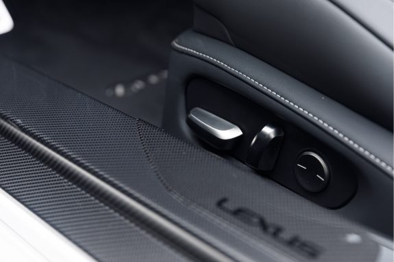 Lexus LC Convertible 500 | 5.0L V8 464PK | Mark Levinson | – Foto 25