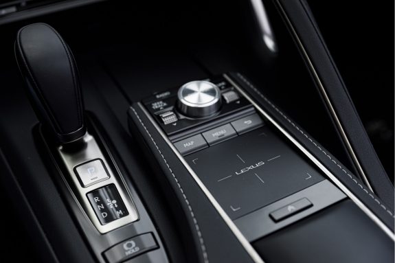 Lexus LC Convertible 500 | 5.0L V8 464PK | Mark Levinson | – Foto 36