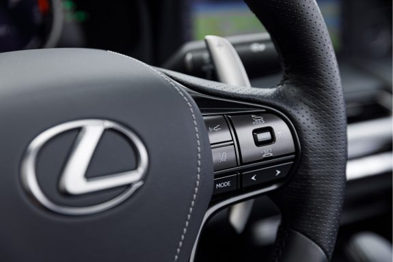 Lexus LC Convertible 500 | 5.0L V8 464PK | Mark Levinson | – Foto 40