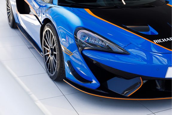 McLaren 620R 3.8 V8 | 1/225 #60 | R-Pack | Roofscoop | Motorsport Suspension | – Foto 30