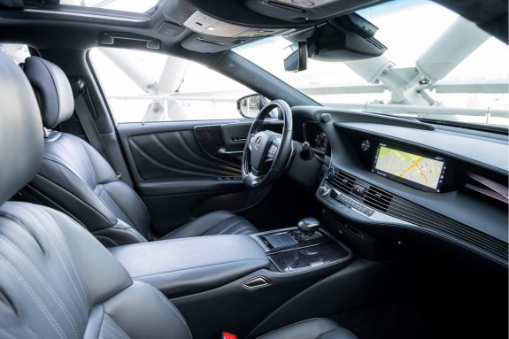 Lexus LS 500h AWD President Line | Ottoman rear seats | Panoramic view | Sunroof | – Foto 20