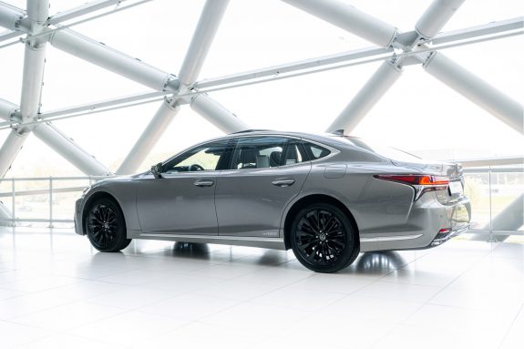 Lexus LS 500h AWD President Line | Ottoman rear seats | Panoramic view | Sunroof | – Foto 37