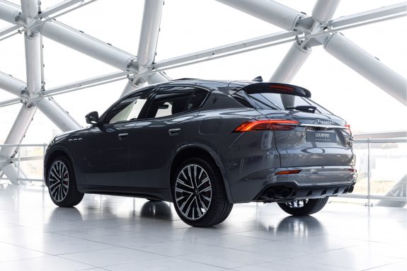 Maserati Grecale 2.0 MHEV Modena | Air Suspension | Driver Assistance Pack Plus | Sunroof | – Foto 15
