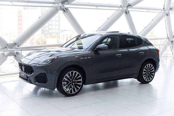 Maserati Grecale 2.0 MHEV Modena | Air Suspension | Driver Assistance Pack Plus | Sunroof | – Foto 18