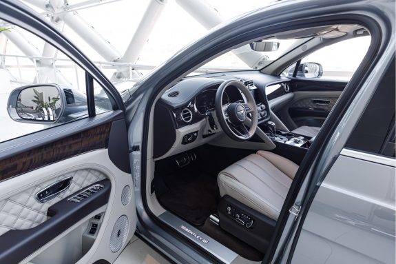 Bentley Bentayga 4.0 V8 | First Edition | Mulliner Driving Spec | PANO | 11-2020 – Foto 3