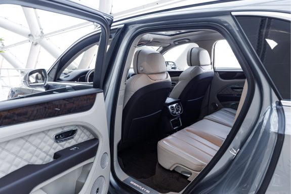 Bentley Bentayga 4.0 V8 | First Edition | Mulliner Driving Spec | PANO | 11-2020 – Foto 22