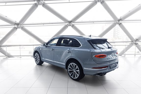 Bentley Bentayga 4.0 V8 | First Edition | Mulliner Driving Spec | PANO | 11-2020 – Foto 29