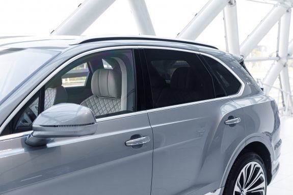Bentley Bentayga 4.0 V8 | First Edition | Mulliner Driving Spec | PANO | 11-2020 – Foto 35