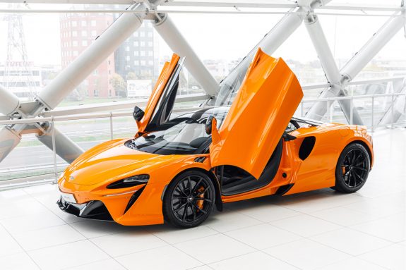 McLaren Artura 3.0 V6 Plug-in | Performance | 680pk | MSO Black Pack | – Foto 34