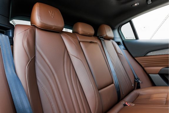 Maserati Grecale 2.0 MHEV GT | Sunroof | Chocolate interior | ADAS L2 | – Foto 13