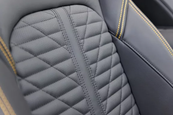 Maserati Levante Hybrid GT | Fuoriserie interior | Nerissimo Pack | Bowers & Wilkins | Sunroof | – Foto 36
