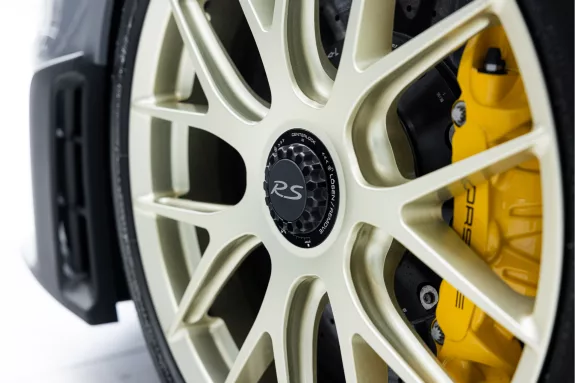 Porsche 718 GT4 RS | Weissach | Lift | Magnesium Wheels & original set | Additional alcantara parts | – Foto 42